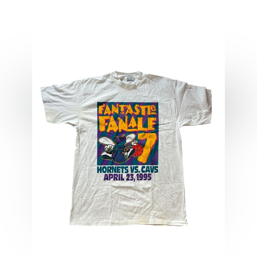 Charlotte Hornets vs Cavs NBA Vintage T-shirt XL April 13 1995 Fantastic Fanale